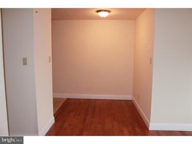 312 Burmont Rd unit 1ST FLOOR, Drexel Hill, PA 19026 - photo 6