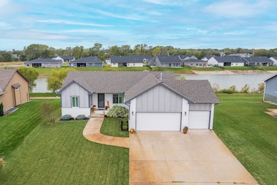 609 S Horseshoe Bend, Maize, KS 67101 - photo 2