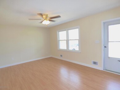 1489 Fisher Ln, Mount Washington, KY 40047 - photo 2