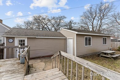 2080PhiloAve-4LoRes