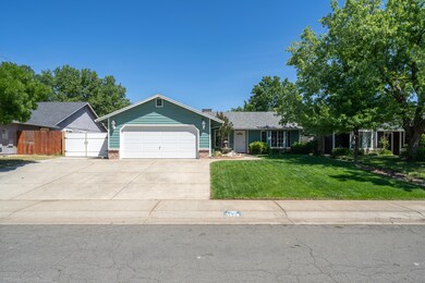 1969 Charade Way-2