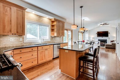 1797 Rampart Dr, Alexandria, VA 22308 - photo 2