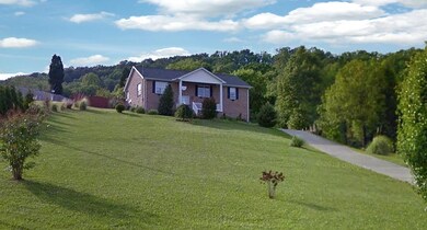 516 Bowers Park Cir, Knoxville, TN 37920 - photo 2