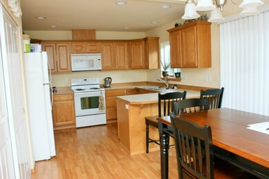 8814 3rd Ave SE unit 2, Everett, WA 98208 - photo 4