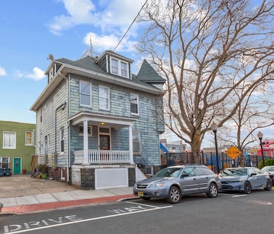 315 33rd St, Union City, NJ 07087 - photo 2