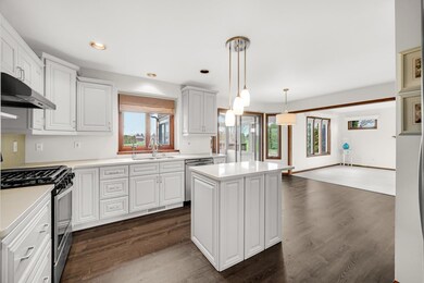 10277 New Hampshire St, Crown Point, IN 46307 - photo 2