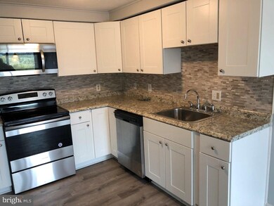 32 Bailey St, Woodstown, NJ 08098 - photo 3