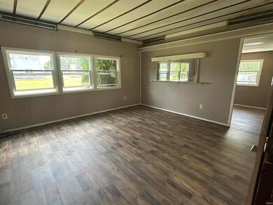 710 N Jackson St, Andrews, IN 46702 - photo 7