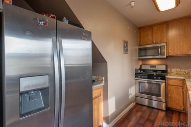 8166 Lemon Grove Way unit D, Lemon Grove, CA 91945 - photo 7