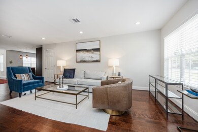 4235 Apollo St, Houston, TX 77018 - photo 4