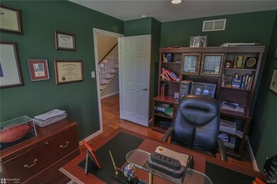 830 Mallard Dr, Whitehall, PA 18052 - photo 6