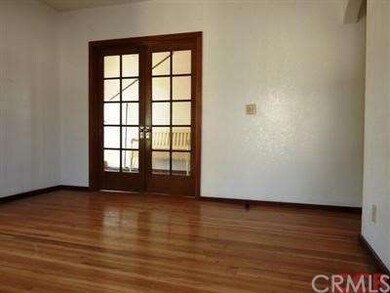 Beautiful vintage living room. This is the view lo