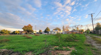 501 1st St, Arbuckle, CA 95912 - photo 3