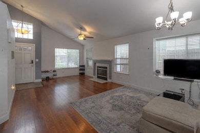 2189 E Pinedale Ave, Fresno, CA 93720 - photo 6