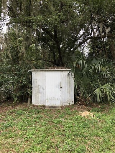 516 N Disston Ave, Tavares, FL 32778 - photo 7