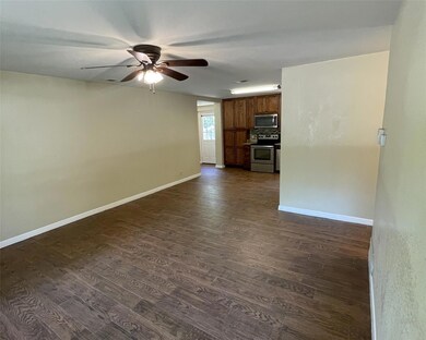 929 W Ford St, Denison, TX 75020 - photo 4
