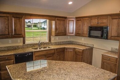 Woodlake 82 006