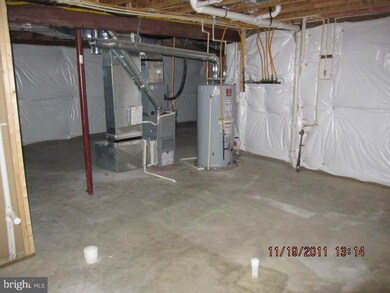 10613 Red Wine Ct, Manassas, VA 20112 - photo 3