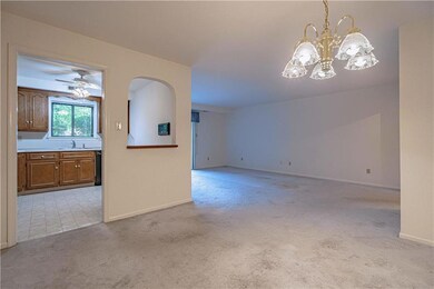 4509 N Hedgerow Dr unit 1, Allentown, PA 18103 - photo 7