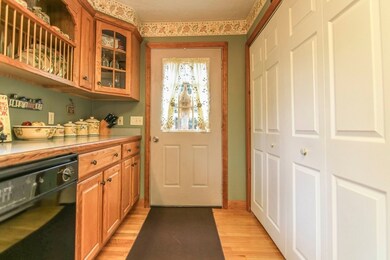66 Glen Echo Shore Rd, Charlton, MA 01507 - photo 3