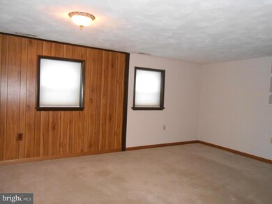 21911 Brook Dr, California, MD 20619 - photo 5