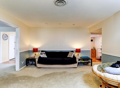 06_Living Room 3 (small)