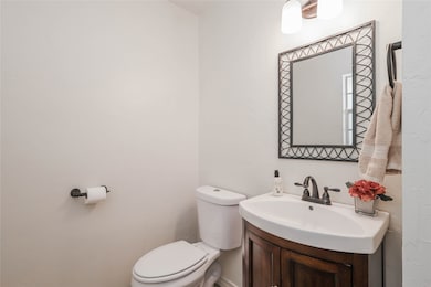 1963 Shorewood Dr, Grapevine, TX 76051 - photo 3