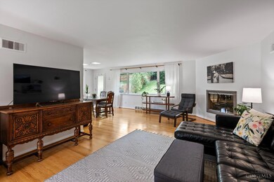 6673 Apache Cir, Cincinnati, OH 45243 - photo 4