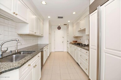 4 Sound Shore Dr unit 7, Greenwich, CT 06830 - photo 6