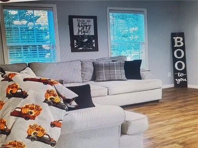 1045 Robbins St, Asheboro, NC 27203 - photo 6