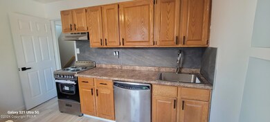 802 Monroe St unit 2, Stroudsburg, PA 18360 - photo 6