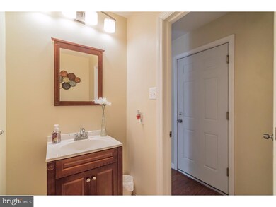 5601 Constitution Ct, North Wales, PA 19454 - photo 4