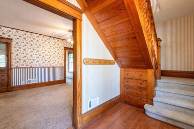 6 Leete under stairway storage