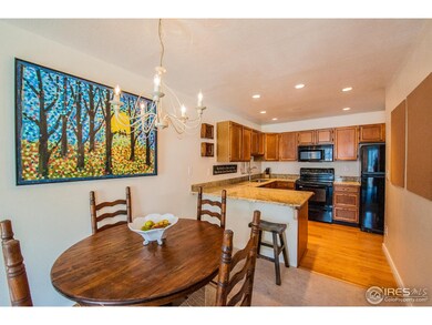 Dining & Kitchen Area