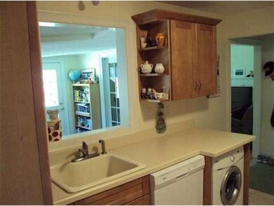 38 Tracy Lyn Rd, Holliston, MA 01746 - photo 6