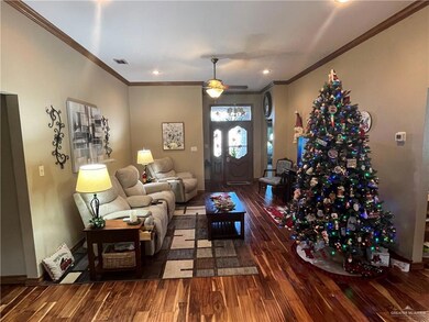 327 Diana Dr, Alamo, TX 78516 - photo 5