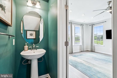 9454 James MacGowan Ln unit 447, Owings Mills, MD 21117 - photo 6