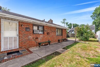 513 Boulevard, Hasbrouck Heights, NJ 07604 - photo 4