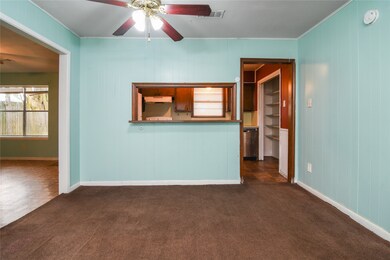 1109 Bayou Dr, Alvin, TX 77511 - photo 6