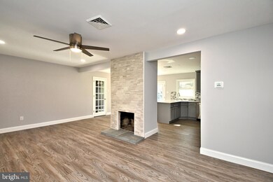 8718 Patton Rd, Glenside, PA 19038 - photo 7