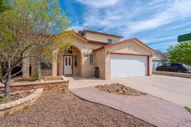 13721 Paseo de Fe Cir, El Paso, TX 79928 - photo 2