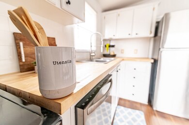 1221 Maple Rd, Callands, VA 24530 - photo 6