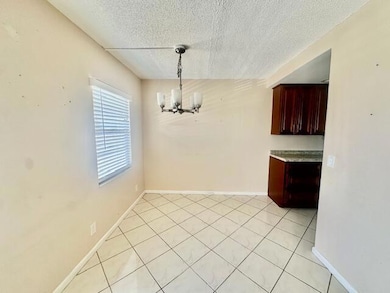 69 Dorset B, Boca Raton, FL 33434 - photo 5