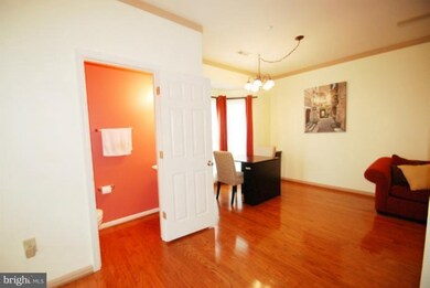 306 Assembly Point Ct, Odenton, MD 21113 - photo 4