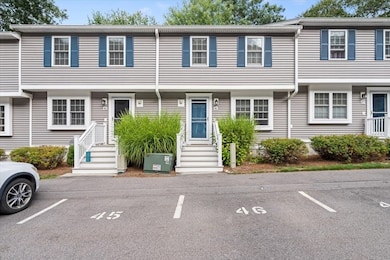 46 Benjamin Landing Ln, Franklin, MA 02038 - photo 3