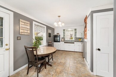 19 Parkis Ave, Uxbridge, MA 01569 - photo 7