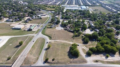 209 Southland Dr, Sanger, TX 76266 - photo 5