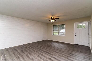 307 N Rockingchair Rd, Paragould, AR 72450 - photo 6