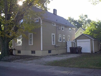 601 S Cedar St, Auburn, IN 46706 - photo 2