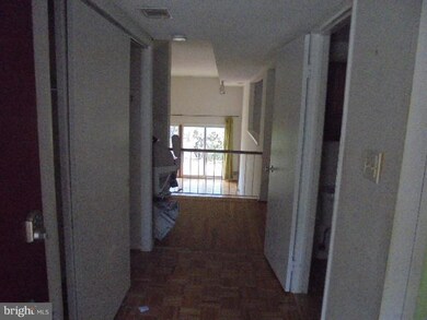 11547 Links Dr, Reston, VA 20190 - photo 6